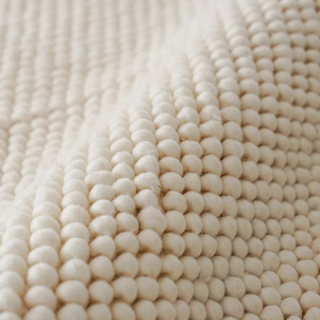 Aurelia Pearl Wool Rug – Handwoven Chunky Loop Weave in Ivory