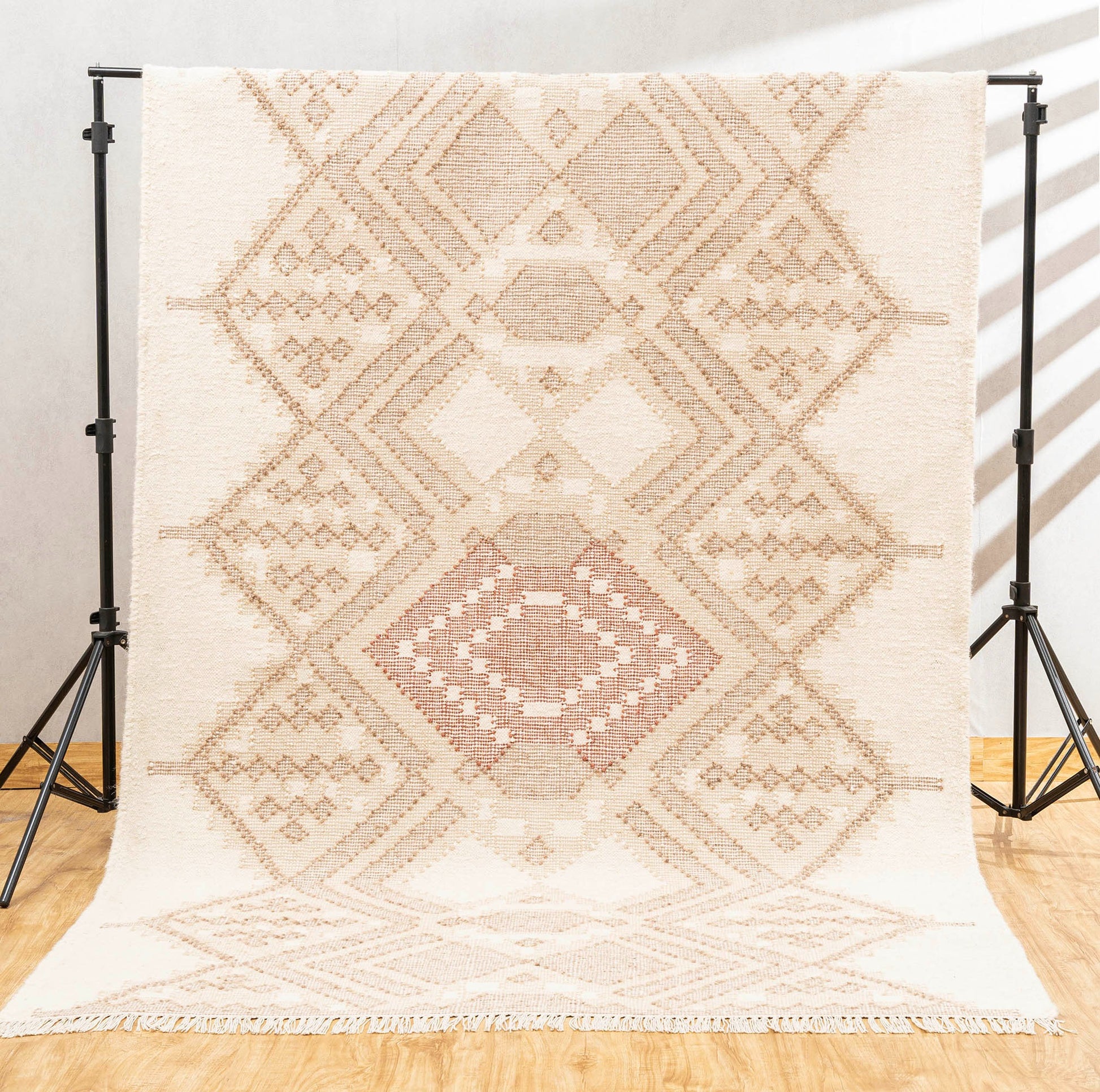 Heritage Harmony Wool Rug – Handwoven Panja Loom Rug in Ivory & Textured Beige ⸻