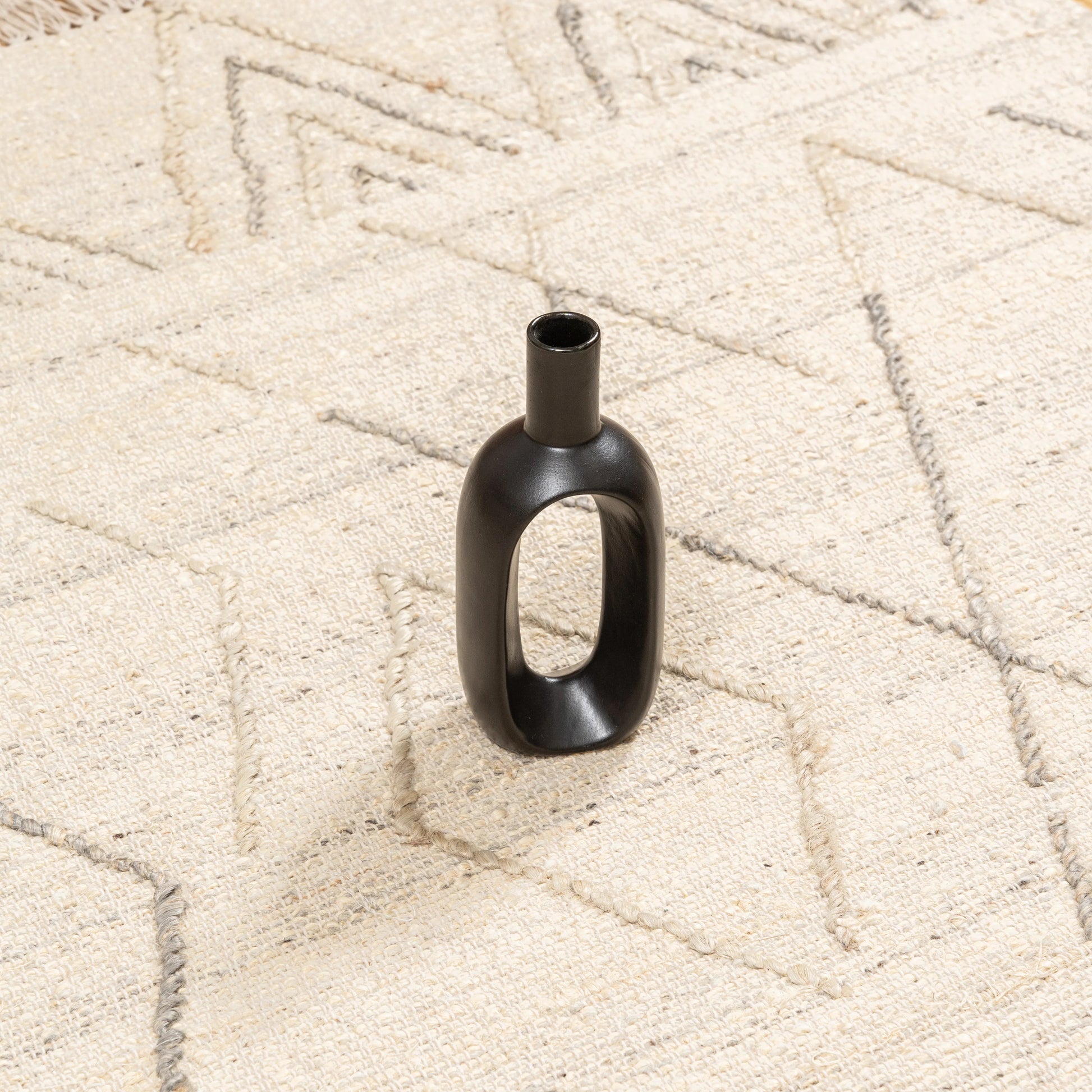 Geometric Wool & Jute Rug – Handwoven Beige and Grey Rhombus Pattern