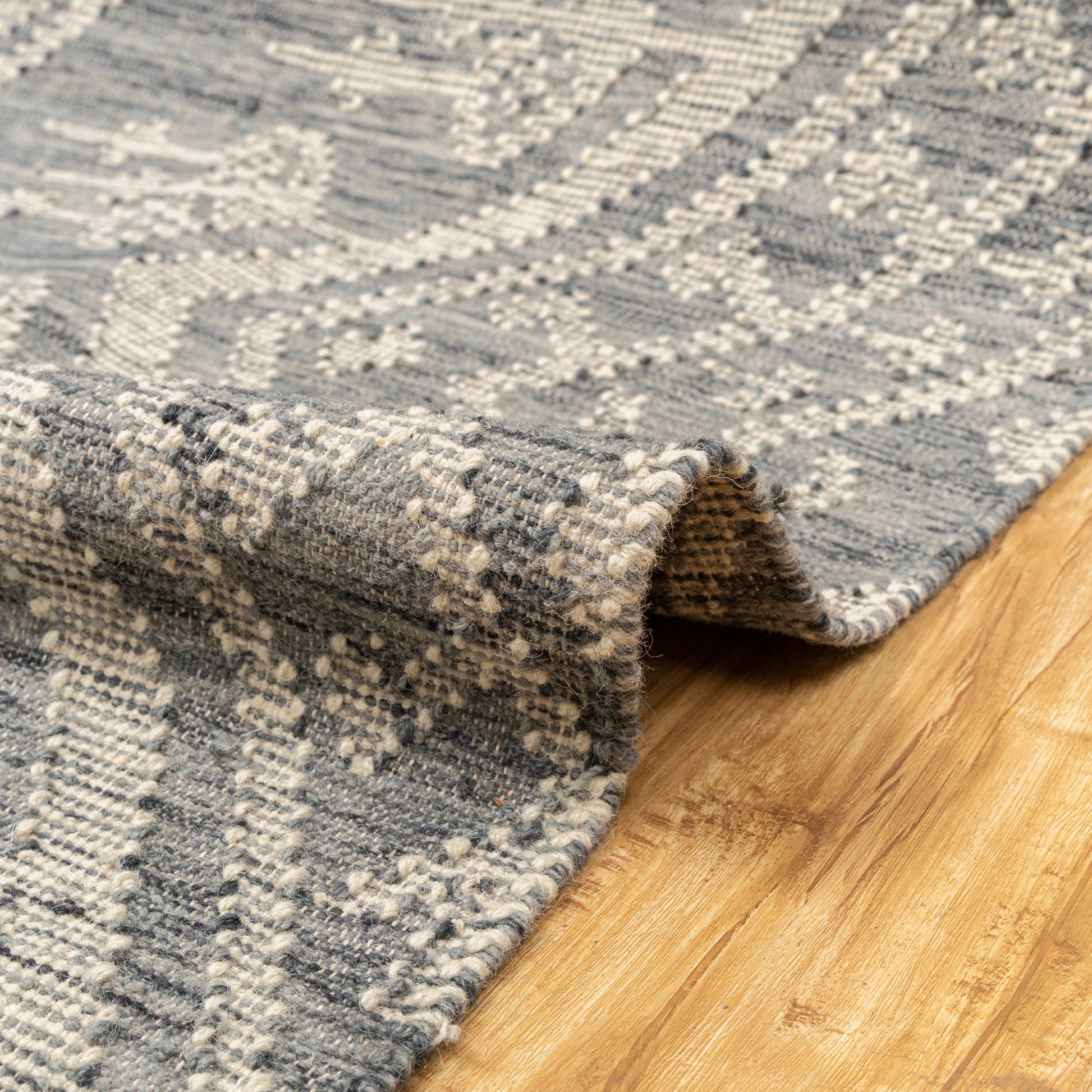 Mira Smoke Wool Rug – Handwoven Panja Oriental Rug
