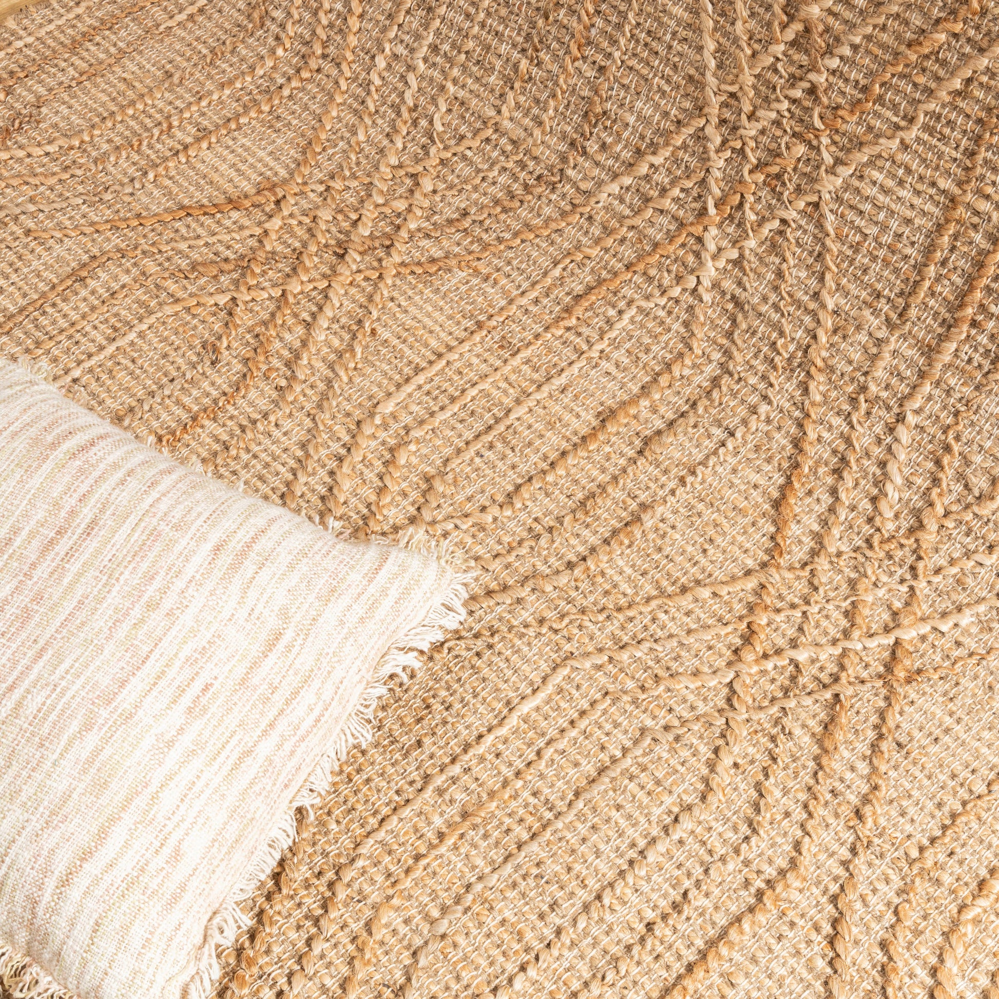Quinn Grid Hemp Rug – Handwoven Jute Area Rug with Geometric Design in Natural Tone.