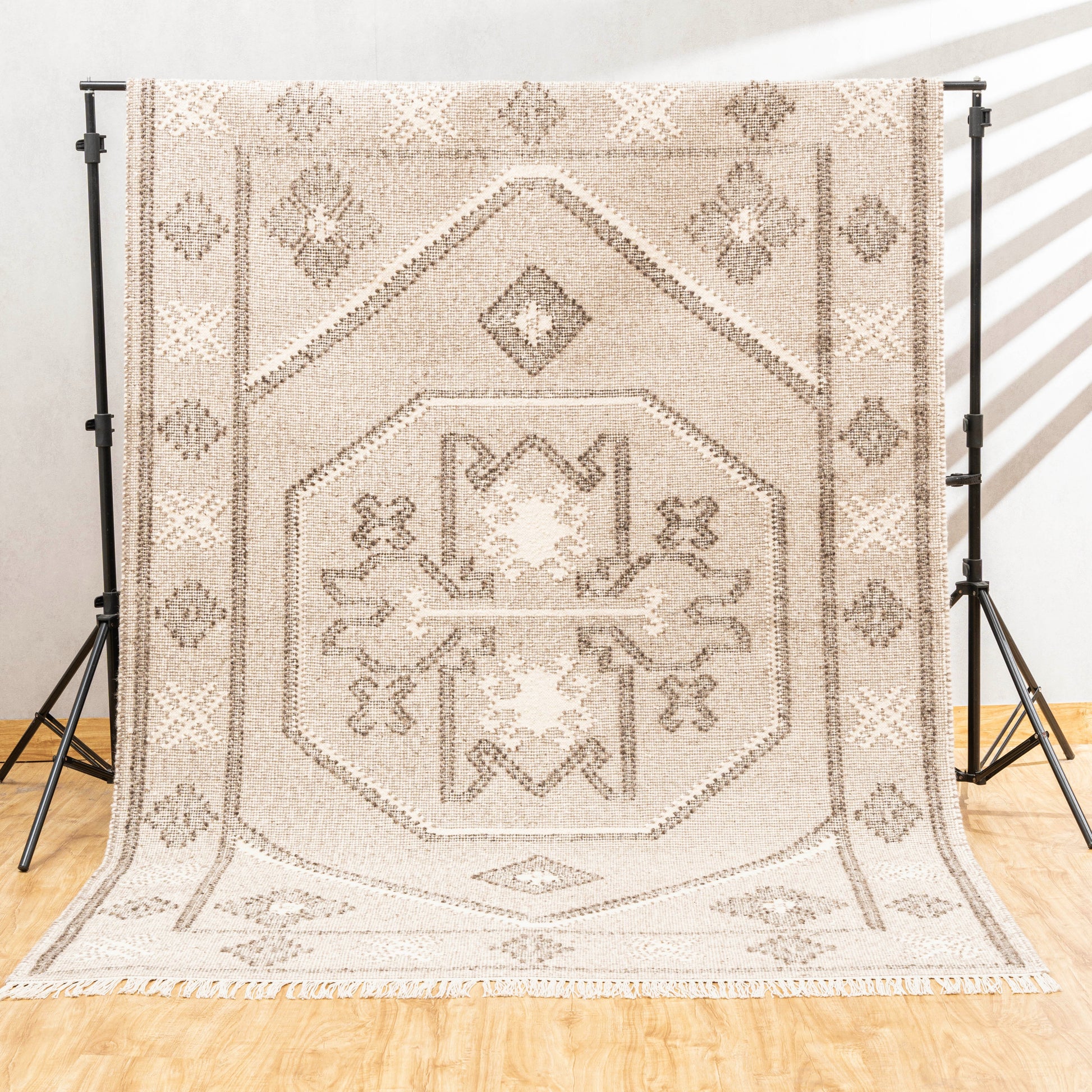 Sienna Mocha Wool Rug – Handwoven Panja Oriental Design