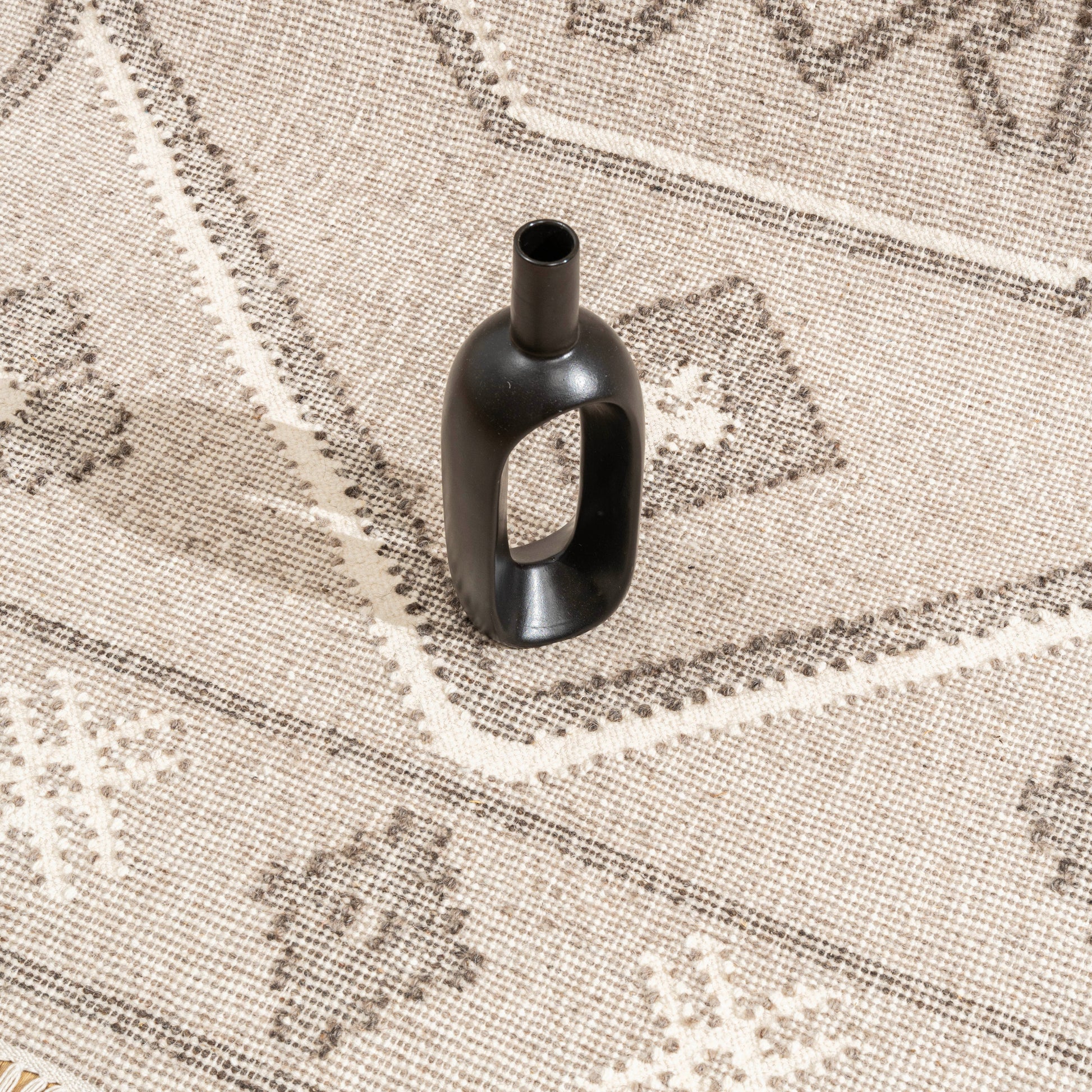 Sienna Mocha Wool Rug – Handwoven Panja Oriental Design