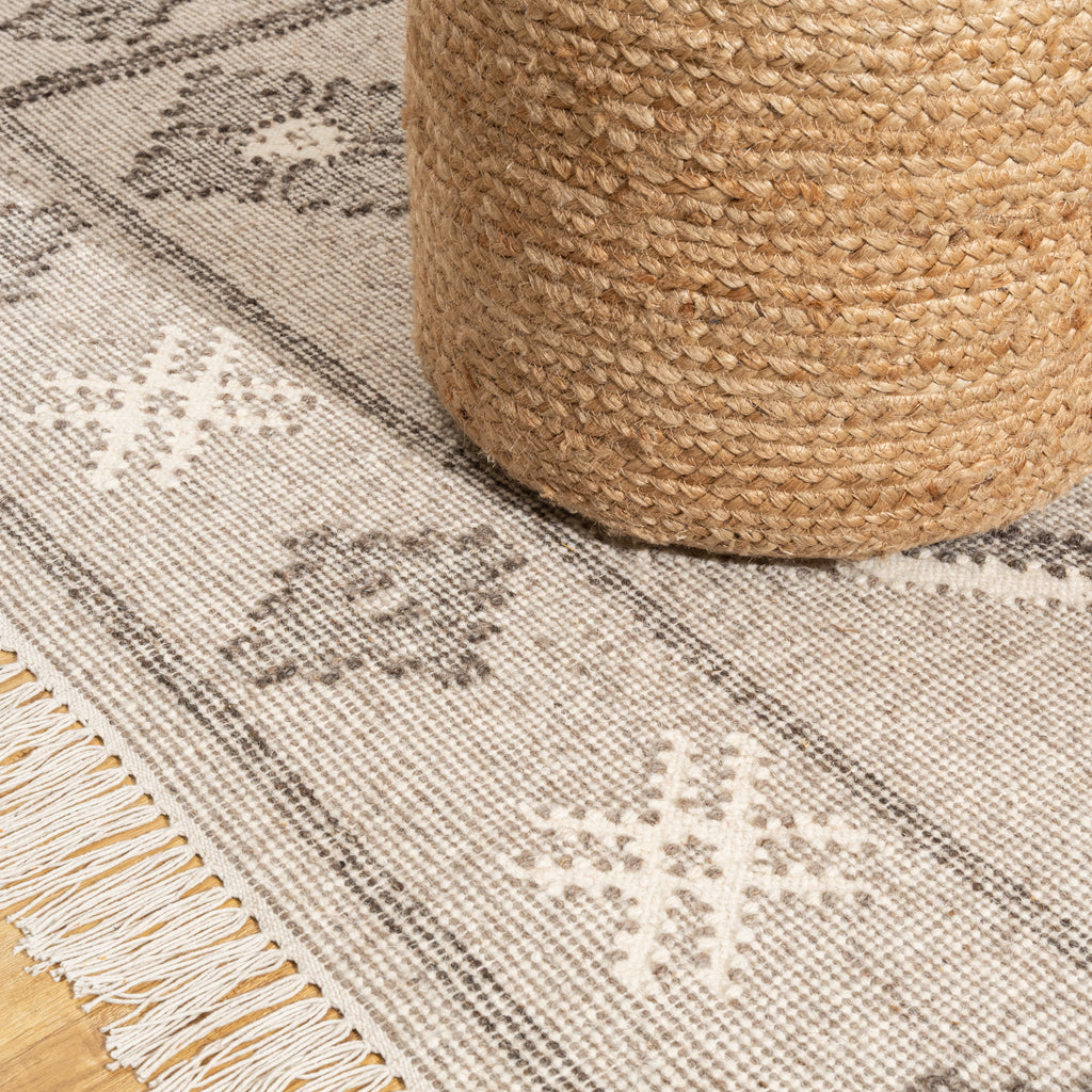 Sienna Mocha Wool Rug – Handwoven Panja Oriental Design