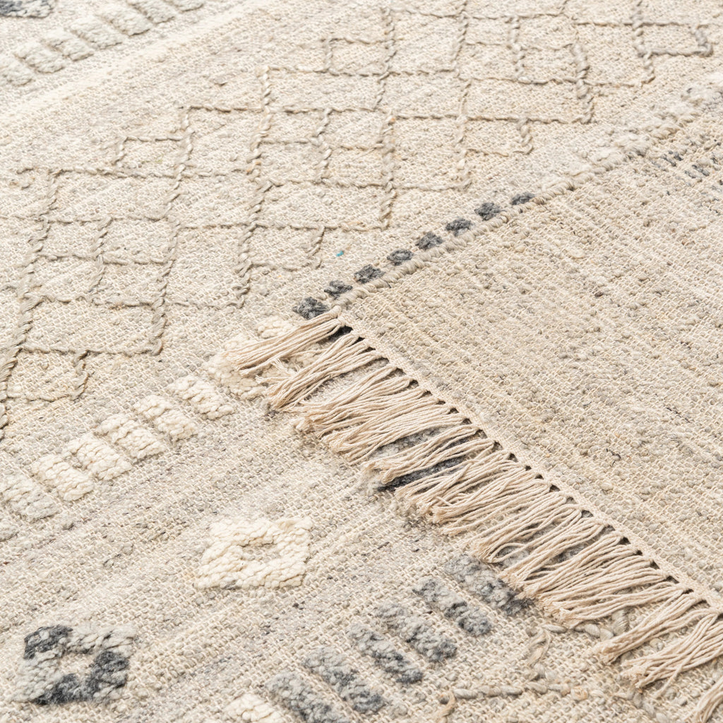 Isla Stone Saharan Rug – Handwoven Jute & Recycled PET Tribal Rug in Textured Grey  ⸻